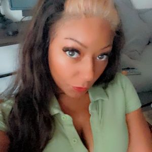 Meet your Posher, Dolly